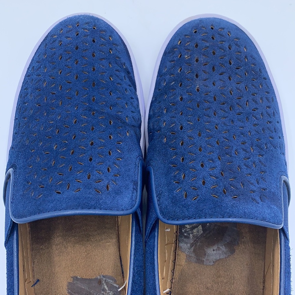 Vionic Kani Perforated Suede Sneaker Casual Comfy - Picture 5 of 10